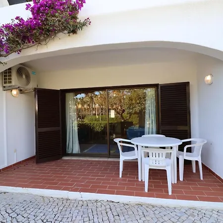 Camelia 67 At Sao Rafael - Albufeira