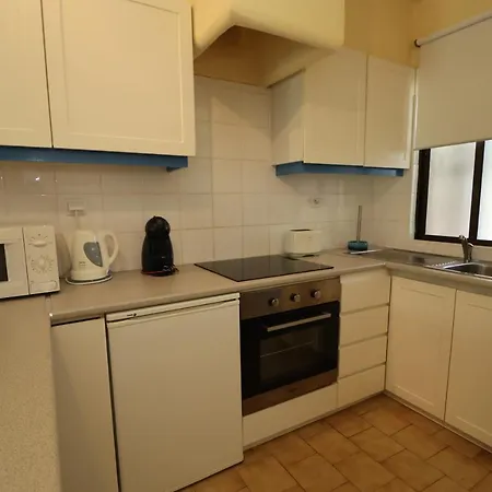 Camelia 67 At Sao Rafael - * Albufeira